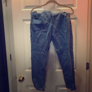 Hipster High waisted jeans